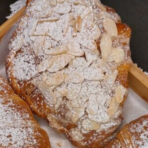 Croissant, Almond