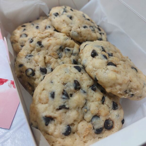 Choco Chip + Rolled Oats Cookies Gift Bundle